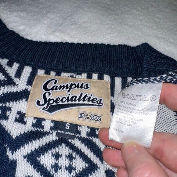 Campus Specialties Penn State Women’s Small Ugly Christmas Sweater V Neck EUC - Picture 6 of 9